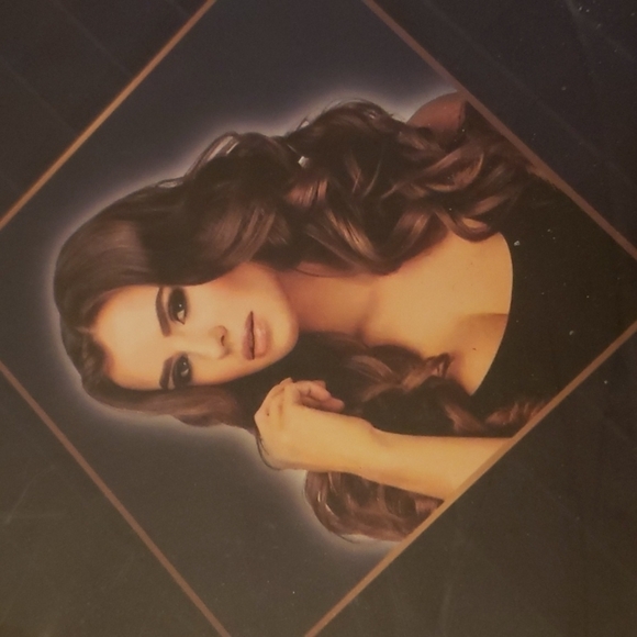 CORDLESS automatic curler. - Picture 2 of 12